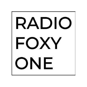 Ascolta Radio Foxy One nell'app