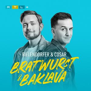 Ascolta Bratwurst und Baklava - mit Özcan Cosar und Bastian Bielendorfer nell'app