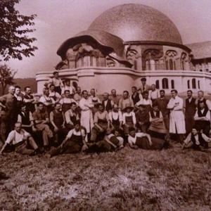 Ascolta IL GOETHEANUM, Rudolf Steiner nell'app